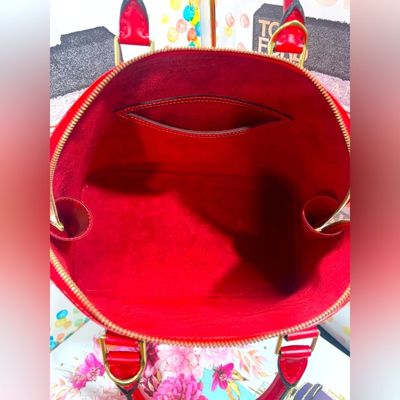 Louis Vuitton Alma Epi Red - Picture 14 of 14